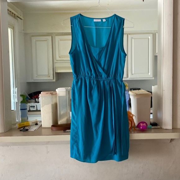 Dress teal cutsy v neck no sleeve belt tie on corner - Picture 1 of 8
